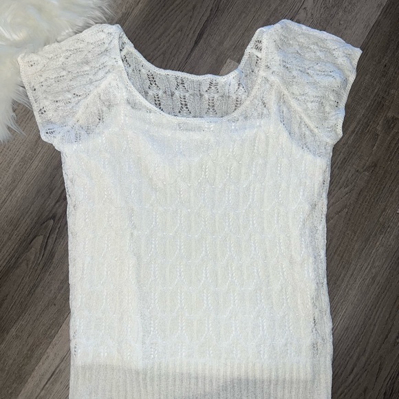 Gorgeous Coldwater Creek Crochet Knit Top & Tank Set - Picture 2 of 8